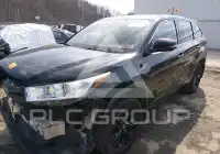 2017 Toyota Highlander photo