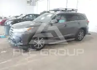 2017 Toyota Highlander фото