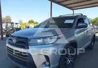 2017 Toyota Highlander фото