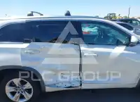 2017 Toyota Highlander фото