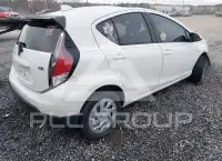 2017 Toyota PRIUS photo