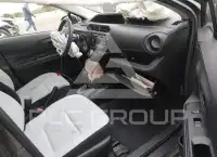 2017 Toyota PRIUS photo
