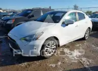 2017 Toyota YARIS фото