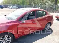 2017 Toyota YARIS фото