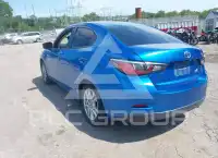2017 Toyota YARIS photo