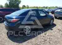 2017 Toyota YARIS фото