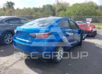 2017 Toyota YARIS фото