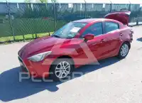 2017 Toyota YARIS фото