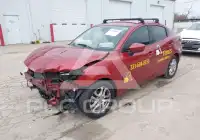 2017 Toyota YARIS фото