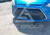 2017 Toyota YARIS photo