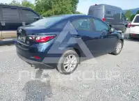 2017 Toyota YARIS фото