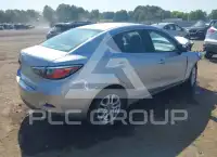 2017 Toyota YARIS photo