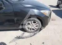 2017 Toyota YARIS фото