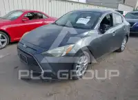 2017 Toyota YARIS photo
