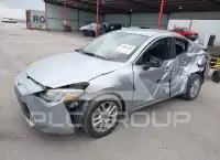 2017 Toyota YARIS фото