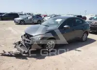 2017 Toyota YARIS фото