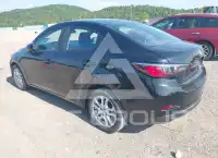 2017 Toyota YARIS фото