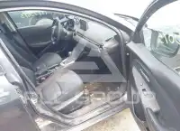 2017 Toyota YARIS фото