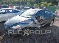 2017 Toyota YARIS photo