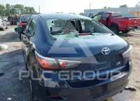 2017 Toyota YARIS фото