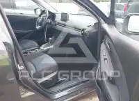 2017 Toyota YARIS фото