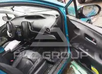 2017 Toyota PRIUS фото