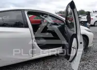 2017 Toyota PRIUS фото