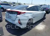 2017 Toyota PRIUS фото