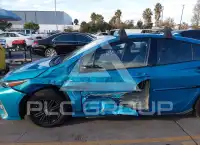 2017 Toyota PRIUS фото