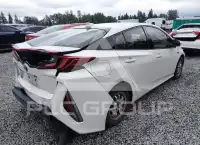 2017 Toyota PRIUS фото