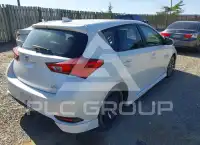 2017 Toyota COROLLA фото
