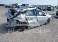 2017 Toyota COROLLA фото