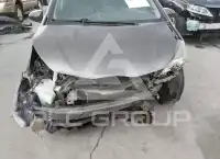 2017 Toyota YARIS фото