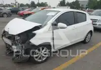 2017 Toyota YARIS фото