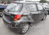 2017 Toyota YARIS фото