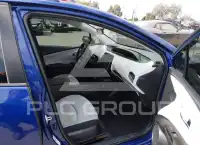 2017 Toyota PRIUS фото