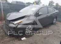 2017 Toyota PRIUS photo