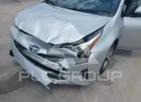 2017 Toyota PRIUS фото