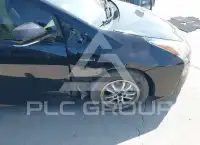 2017 Toyota PRIUS photo