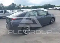 2017 Toyota PRIUS фото