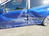 2017 Toyota PRIUS фото