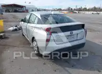 2017 Toyota PRIUS photo