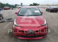 2017 Toyota PRIUS photo