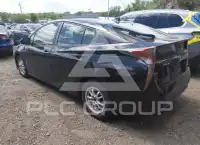 2017 Toyota PRIUS photo
