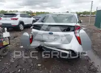 2017 Toyota PRIUS photo