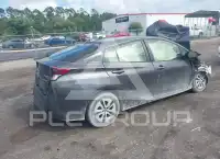 2017 Toyota PRIUS photo