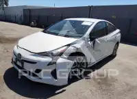 2017 Toyota PRIUS фото