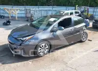 2017 Toyota PRIUS фото