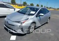 2017 Toyota PRIUS фото