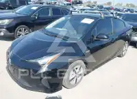 2017 Toyota PRIUS photo